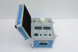 智能型氧化鋅避雷器阻性電流測試儀-揚州達瑞